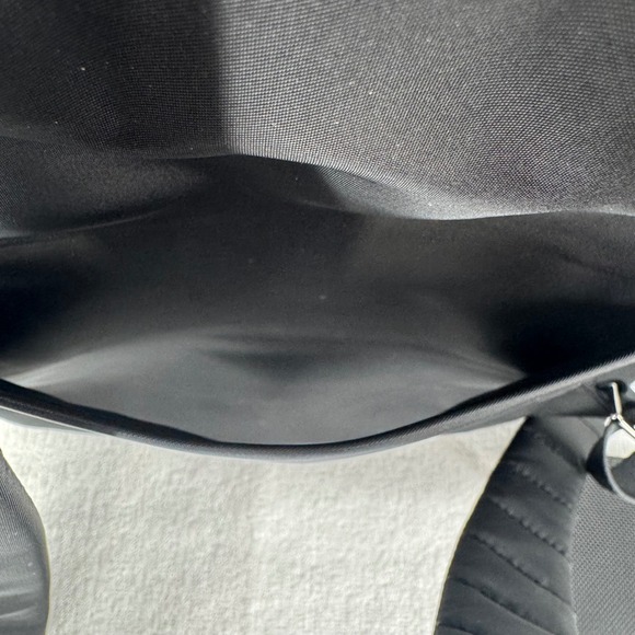 TUMI Voyageur Denver Black Nylon Backpack & TUMI Alpha ID Leather Wallet Set - Picture 14 of 16